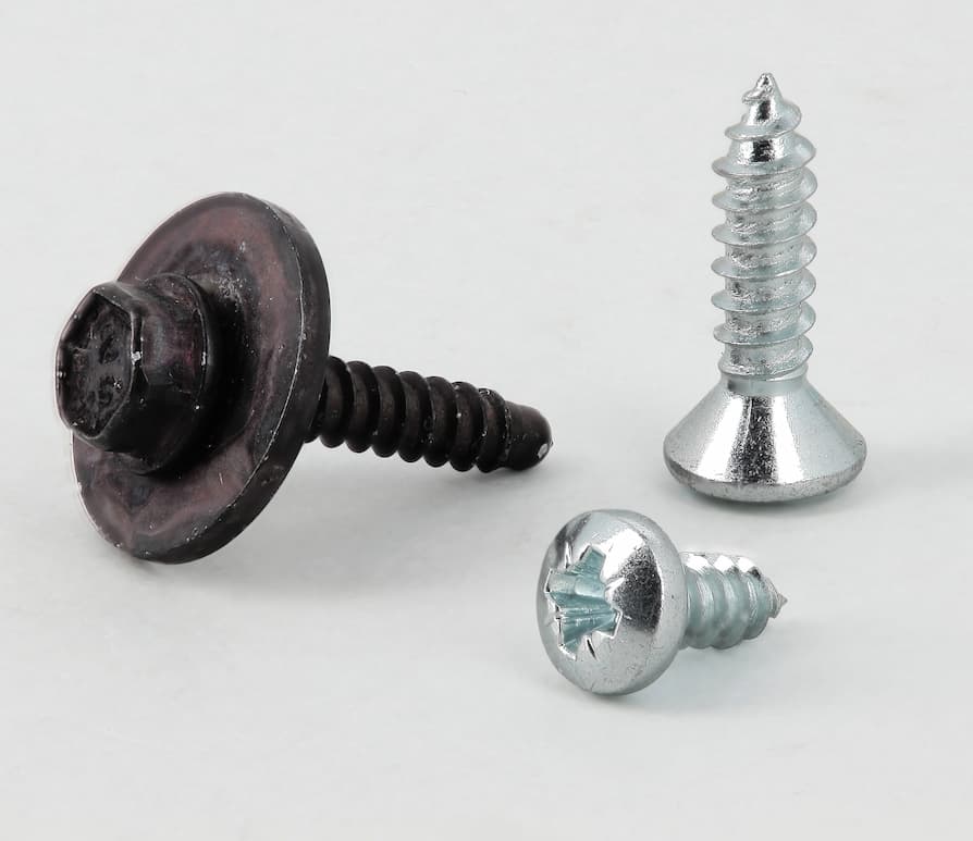 Self-tapping screws
